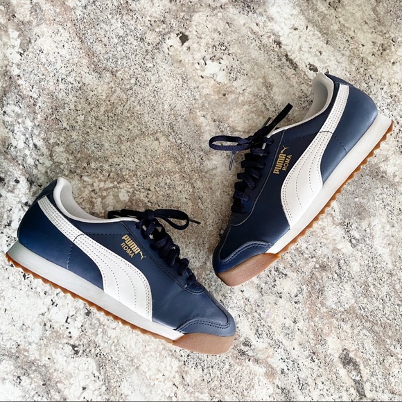 navy blue puma roma